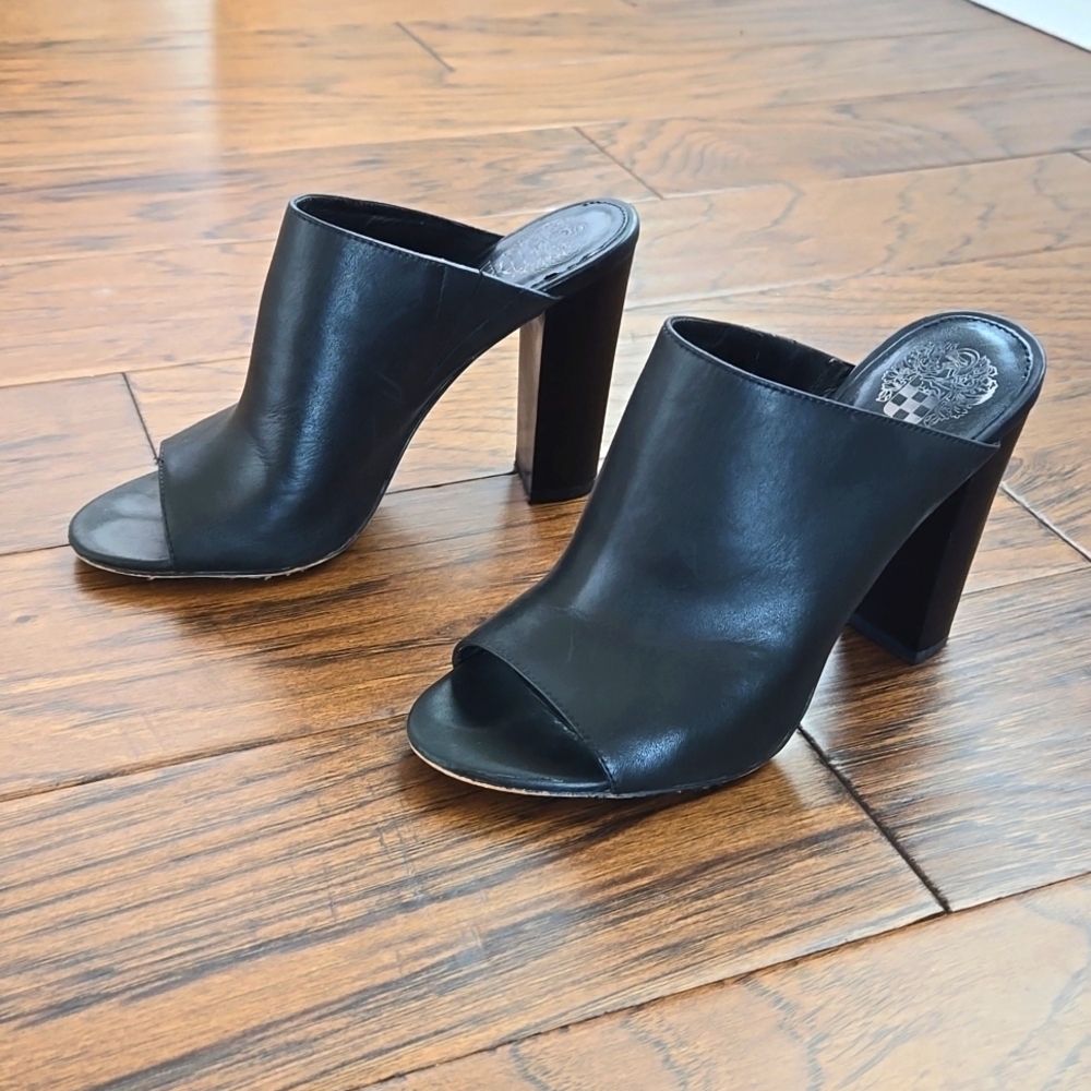 Vince Camuto Black Leather Heels 6.5